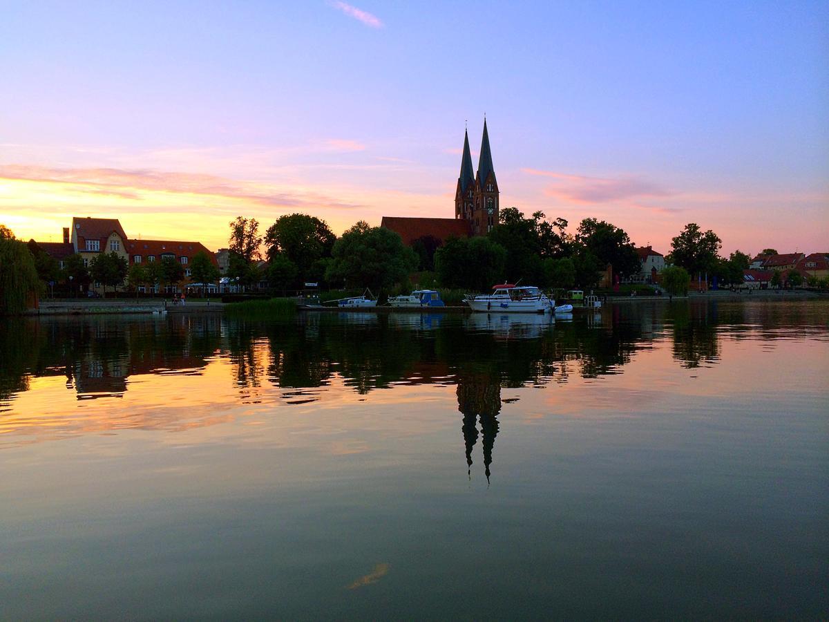 Altes Kasino Hotel Am See Neuruppin Εξωτερικό φωτογραφία